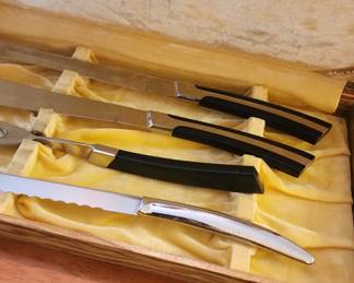 carving set