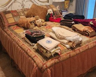 guest bedroom is full 