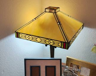 stained glass lamp
