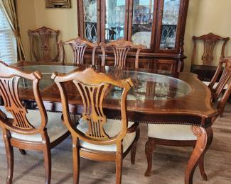 beautiful dining room