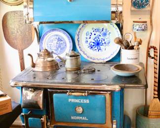 Blue Princess Antique Stove. Fabulous condition