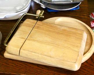 Cheese cutter board 