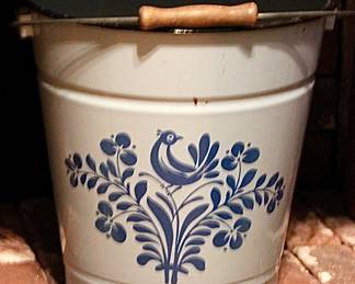 Decorative bucket 
