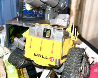 Wall-E collectible toy 
