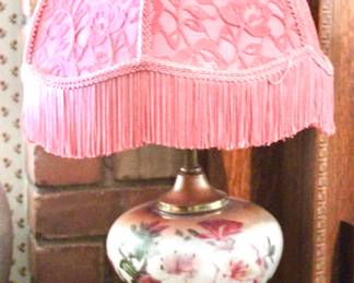 Floral pink vintage lamp 