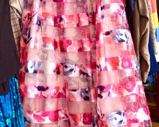 Womens pink floral skirt