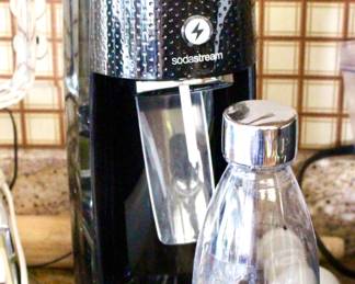 Sodastream soda maker 