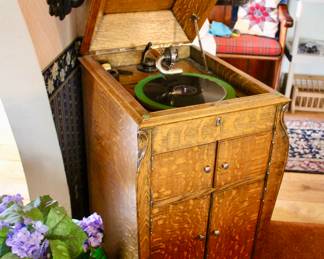 Vintage phonograph