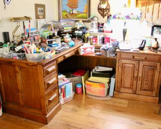 Wood corner office desk