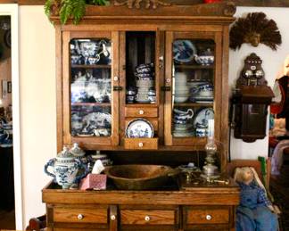 Antique hutch with lots of storage and dry sink. 