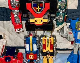 Voltron vintage transformer toy 