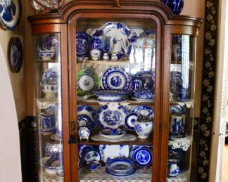 Large china cabinet storage case