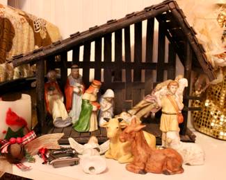 Nativity set 