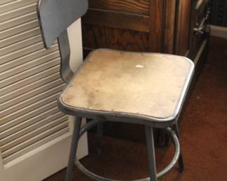Vintage metal chair 