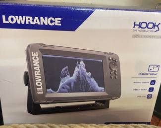 Lowrance Hook Fish Finder