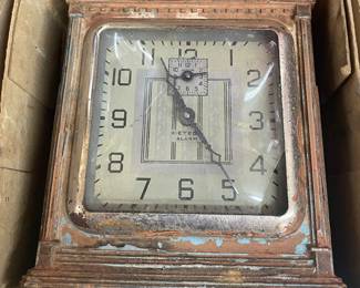 Old Art Deco Clock (Not Working)