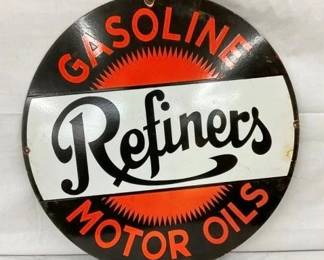 30IN PORC. REFINERS MOTOR OILS SIGN