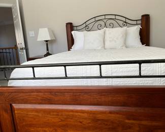 Bob Timberlake by Lexington Queen Bed with Iron Detail   H 60" W 68" D 94" 