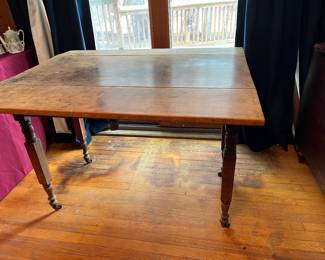 Antique drop leaf table