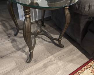glass end table 