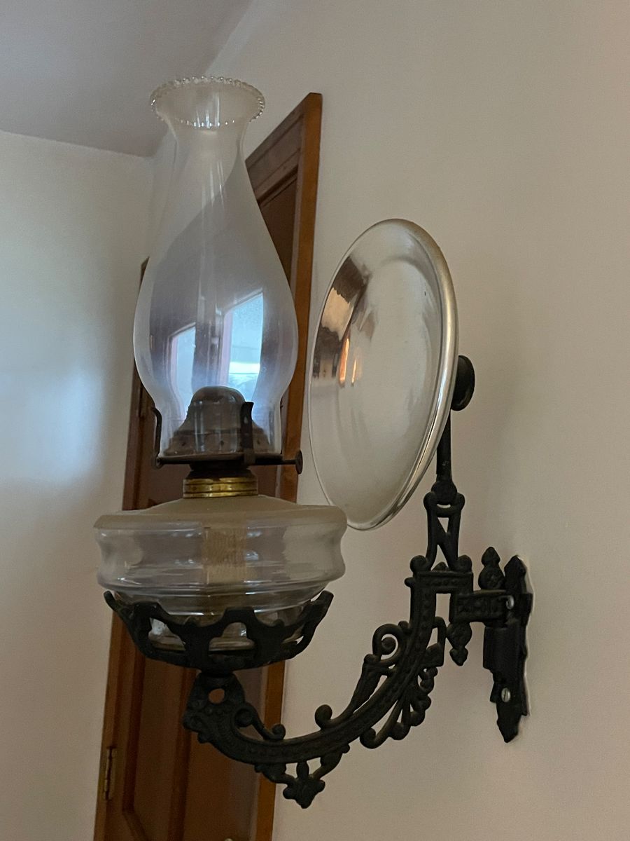 Blue Moon Estate SalesVtg Oxford, Stamp... starts on 3/9/2024