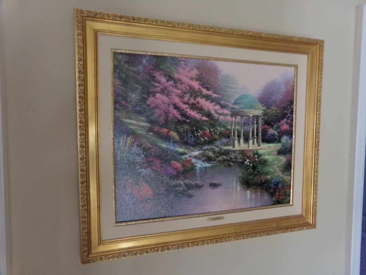 SATURDAY 75 OFF....BEAUTIFUL GRAYSON ESTATE SALE! starts on 2/8/2024