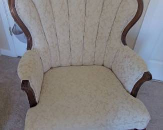 TWO VINTAGE HAVERTYS SIDE CHAIRS