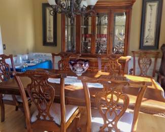 HAVERTYS DINING ROOM FURNITURE
