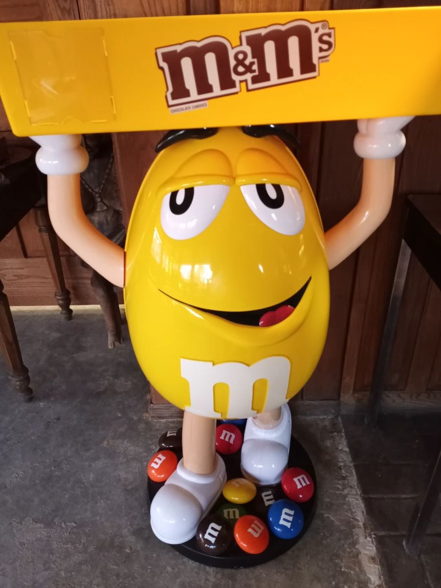 Yellow peanut M&M store display Mars. 45"