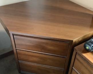 MIDCENTURY corner piece