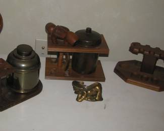 Pipes, holders