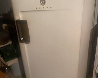International Harvester refrigerator that works!