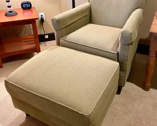 $200. Club chair and matching ottoman by Bassett. Priced as is. Some wear noted on the fabric. Chair:30x28x36 inches. Ottoman: 27x23x17