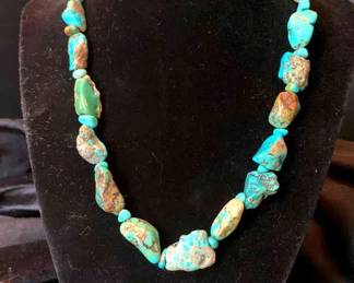 Multi size turquoise stone necklace