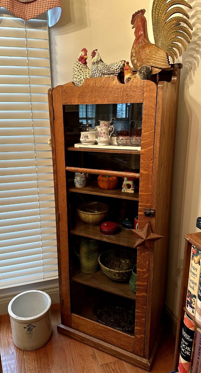 Living Estate Sale in Champaign, IL starts on 2/1/2024