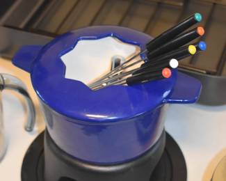 Cast Iron Fondue Pot