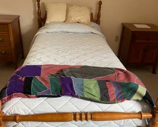 Pair of twin four poster beds (previous photo)