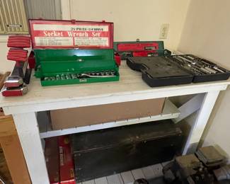 Complete set of large socket wrench set