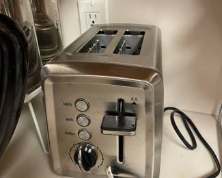 Hamilton Beach 2 slice toaster with extra wide slots