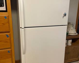 Refrigerator in great working condition