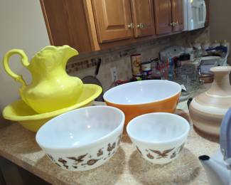 Vintage kitchen ware