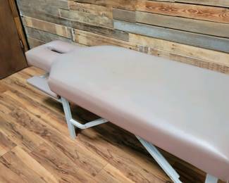 Chiro table