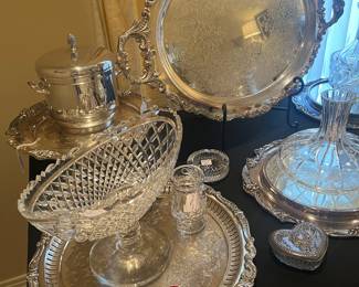 Reed & Barton King Frances cake plate and mirror plateau, Waterford, Baccarat vase