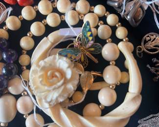 Butterfly is 18k gold