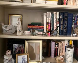 Interesting trinkets including Cybis and Lladro 