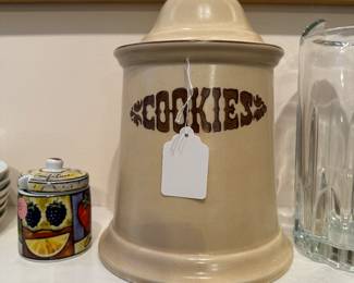 Pfaltzgraff cookie jar