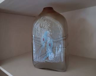 Pottery With Bird Design