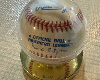 Fred Lynn Signed Baseball