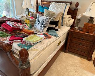 Queen Bed & 1 of 2 night stands