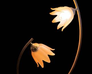 Retro lamp. Bottom light does not work.